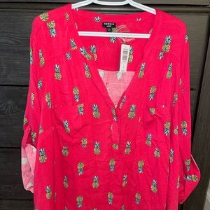 torrid size 4 Harper Pullover Blouse - Pineapple Magenta